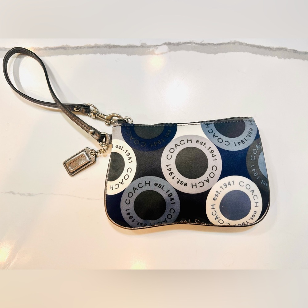Coach VINTAGE Medallion Scarf Signature Collection Blue & White Wristlet - Picture 8 of 15